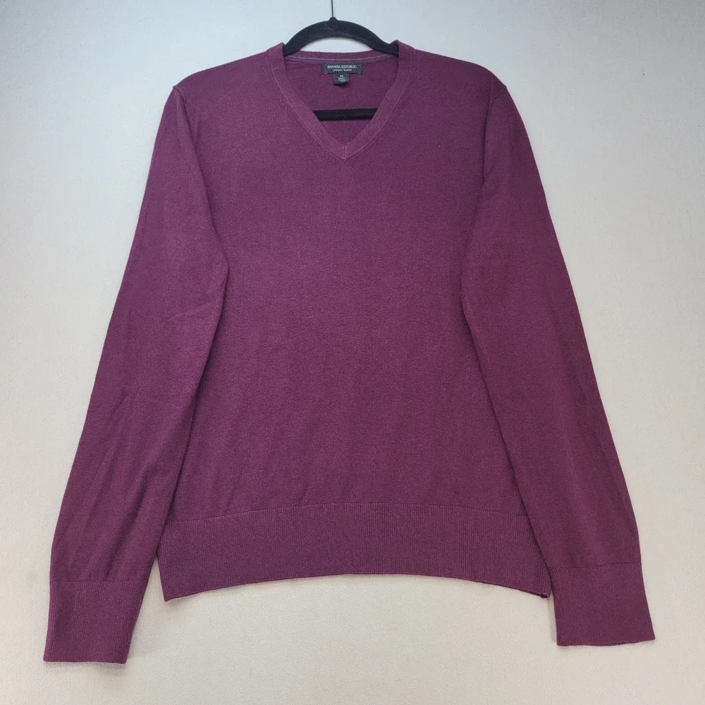 Banana Republic Sweater Mens Medium Purple V-Neck Silk Cotton Cashmere Blend